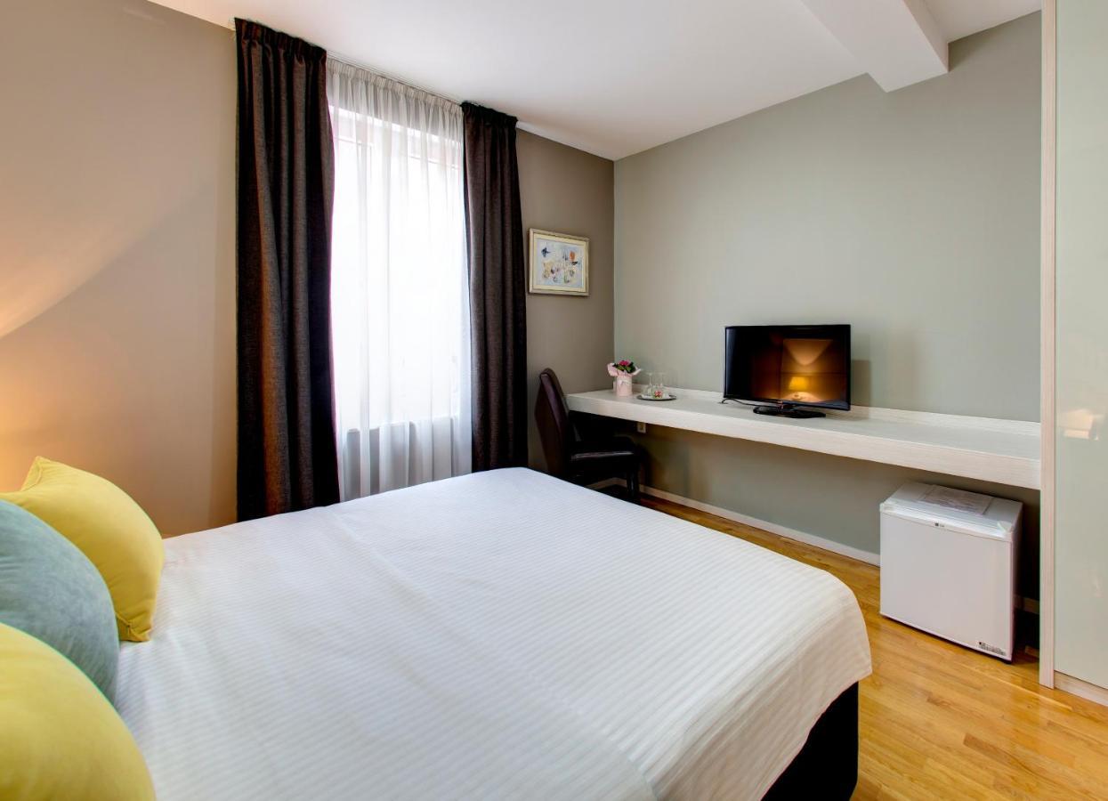 Hotel Villa Milas โมสตาร์ ภายนอก รูปภาพ