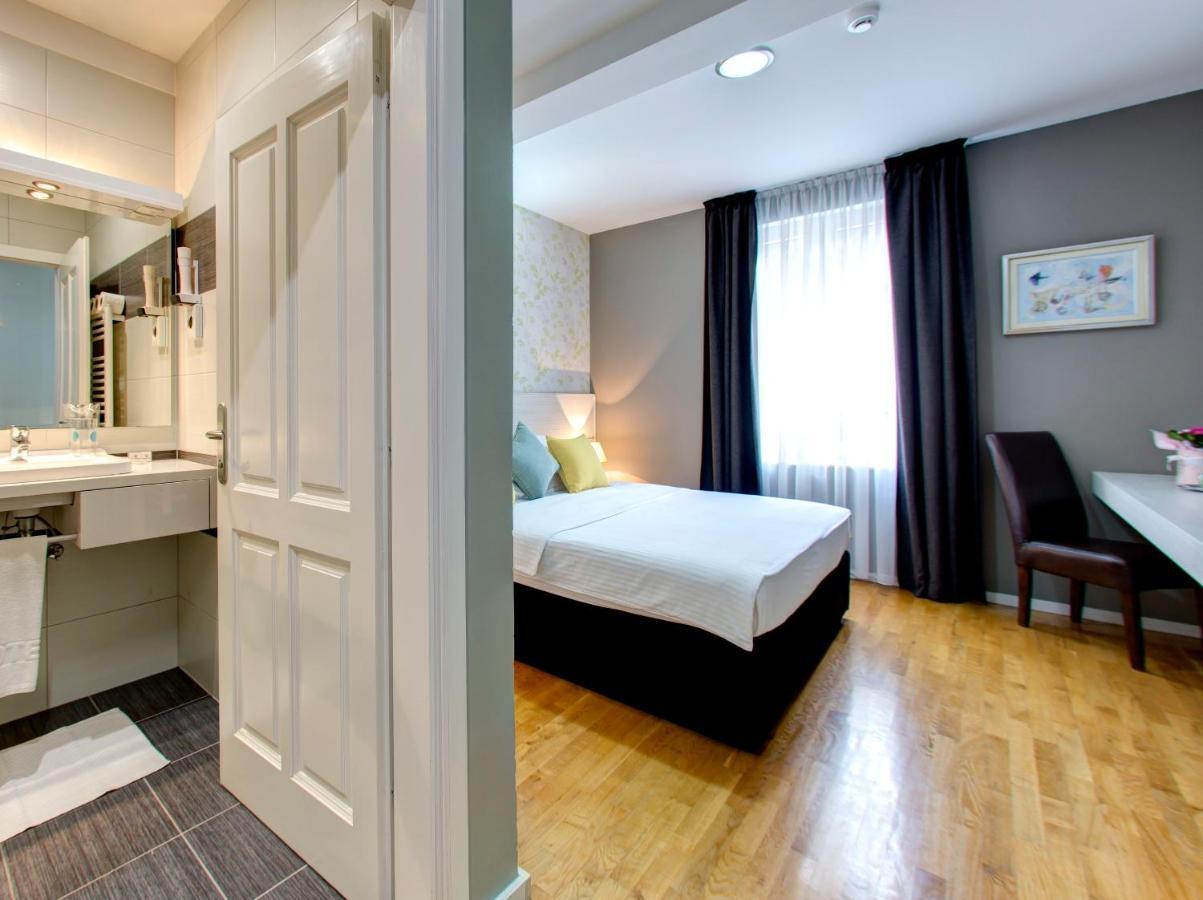 Hotel Villa Milas โมสตาร์ ภายนอก รูปภาพ