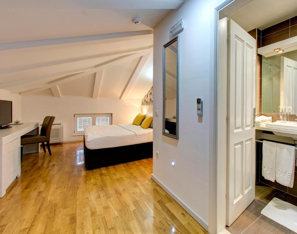 Hotel Villa Milas โมสตาร์ ภายนอก รูปภาพ