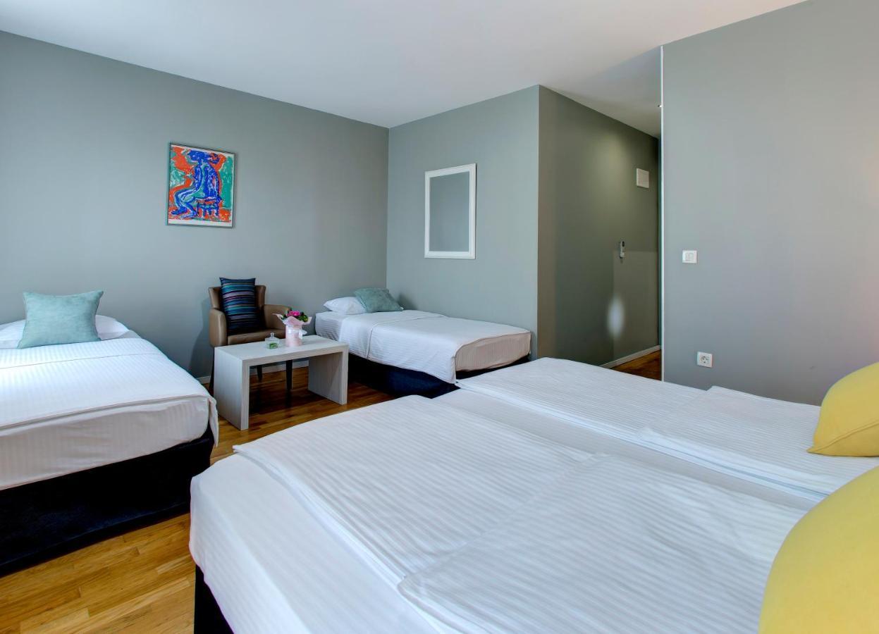 Hotel Villa Milas โมสตาร์ ภายนอก รูปภาพ